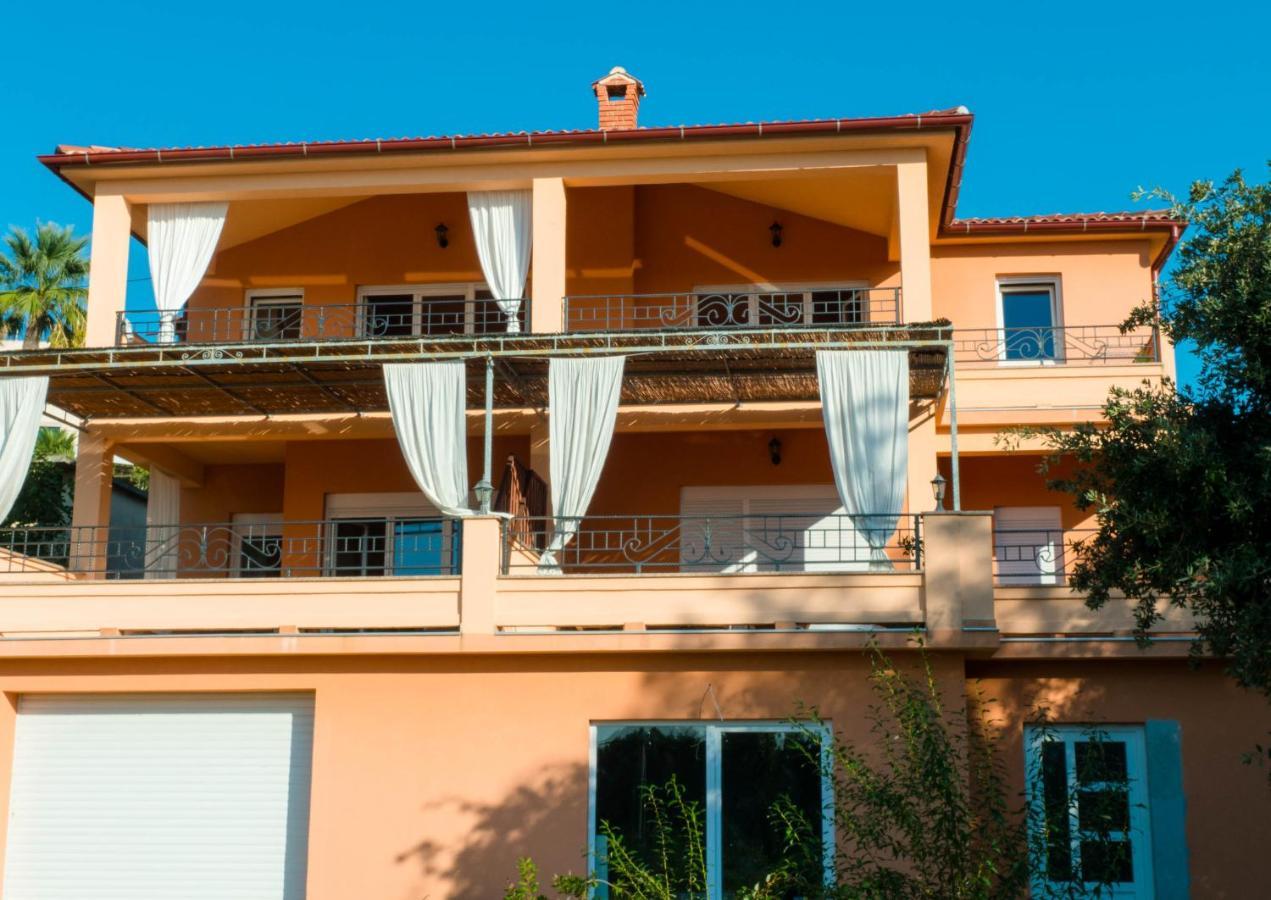 Apartments Villa Kristina ซูเปทาร์สกา ดรากา ภายนอก รูปภาพ