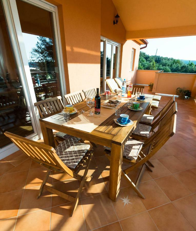 Apartments Villa Kristina ซูเปทาร์สกา ดรากา ภายนอก รูปภาพ