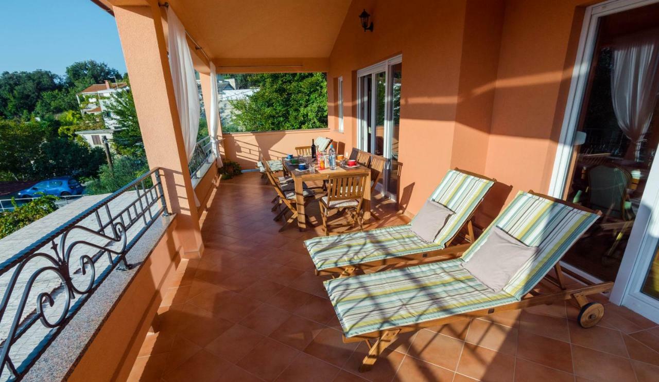 Apartments Villa Kristina ซูเปทาร์สกา ดรากา ภายนอก รูปภาพ