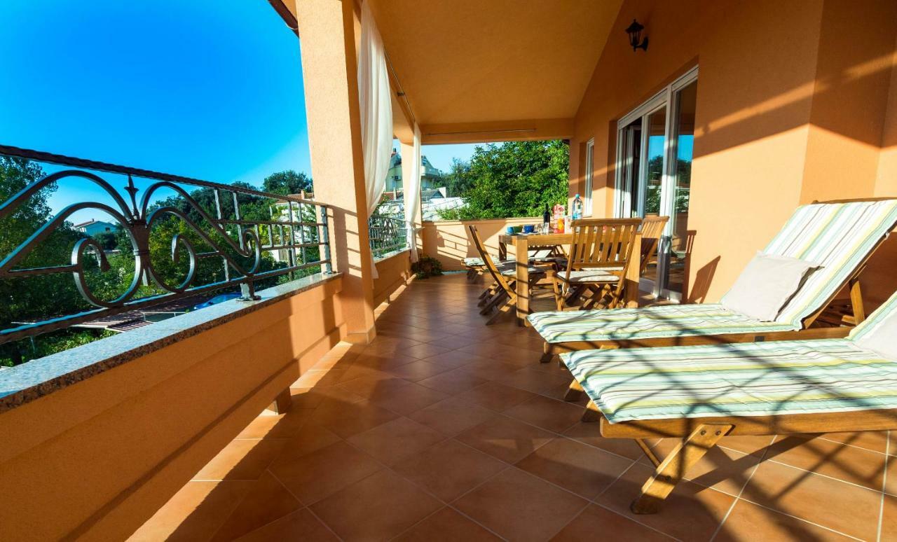 Apartments Villa Kristina ซูเปทาร์สกา ดรากา ภายนอก รูปภาพ